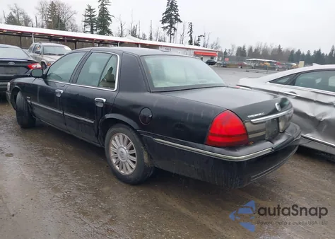 2011 Mercury Grand Marquis Ls (Fleet Only) z USA, uszkodzony, nr VIN 2MEBM7FV7BX601112